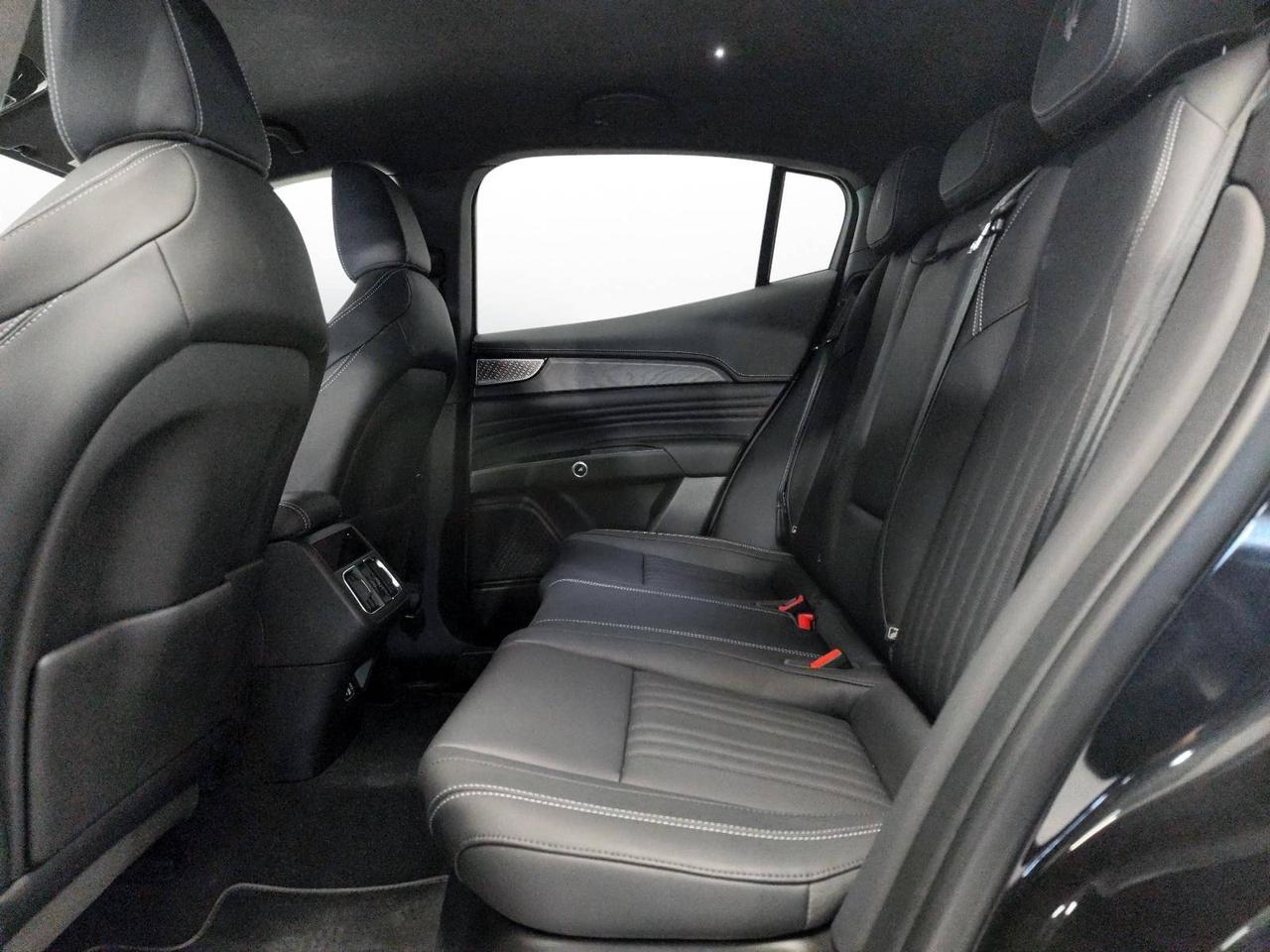 Maserati Grecale Modena 330cv