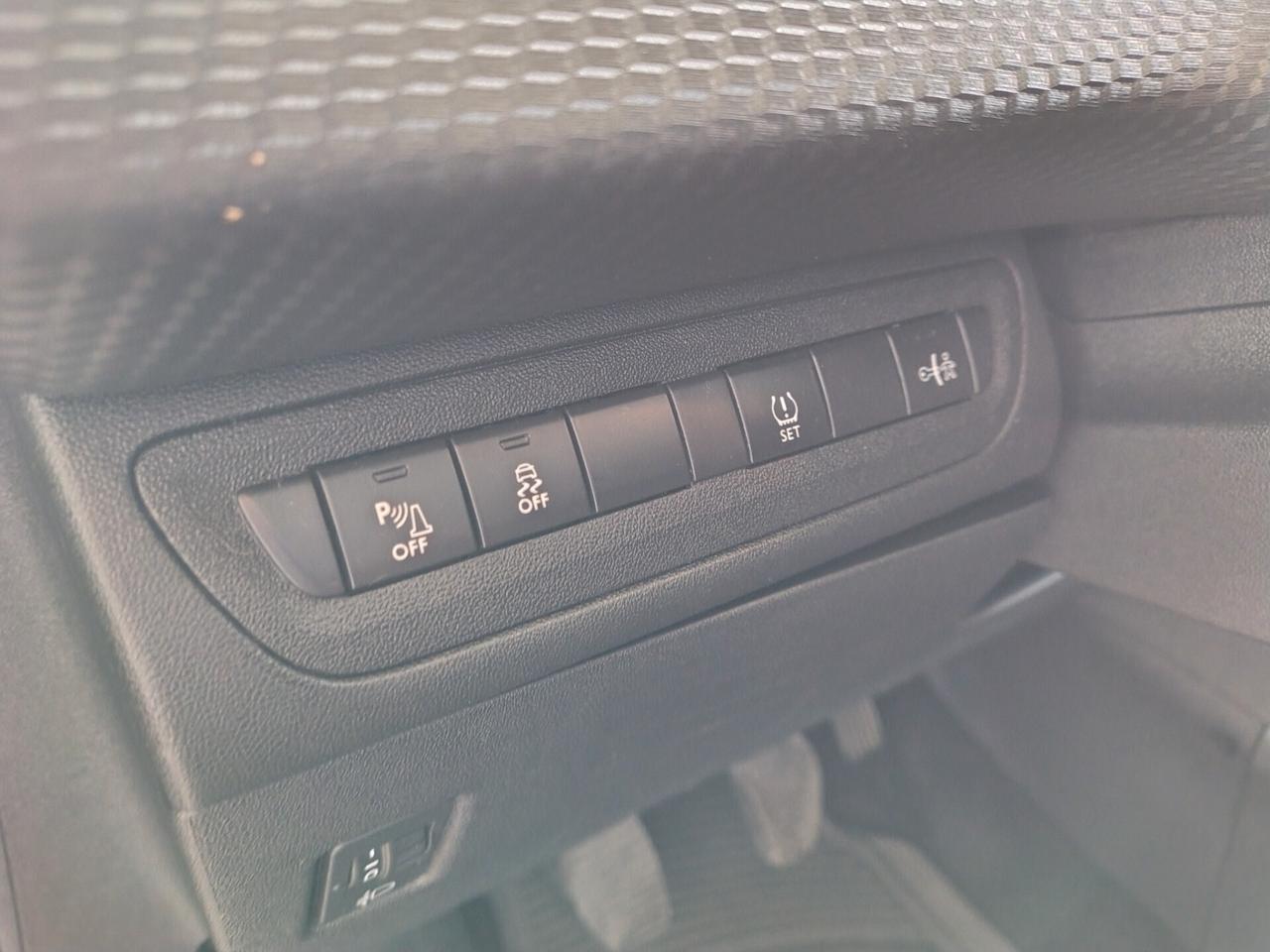 Peugeot 2008 PureTech 82 Allure