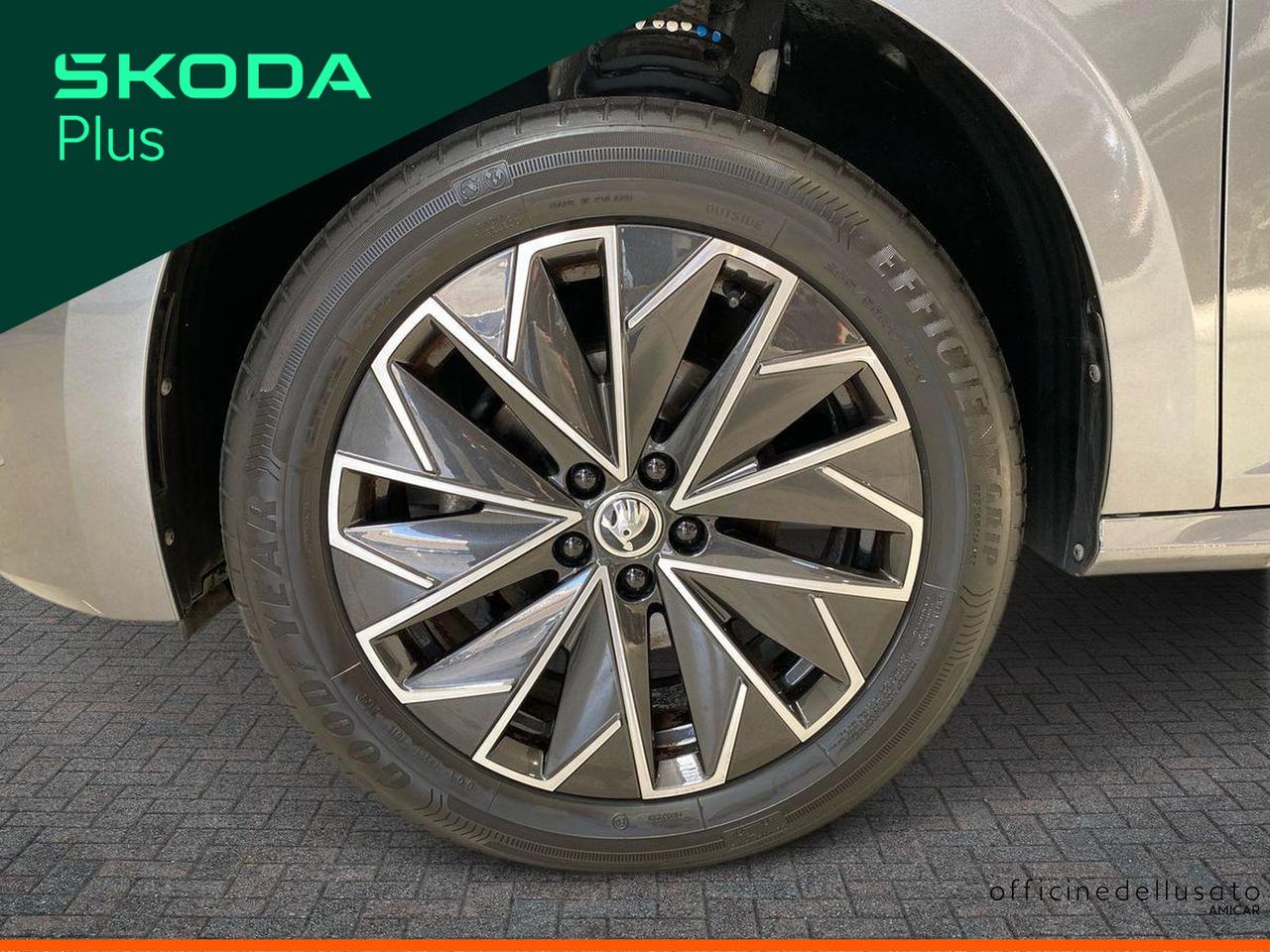 Skoda Kamiq 1.0 tsi 95cv black dots