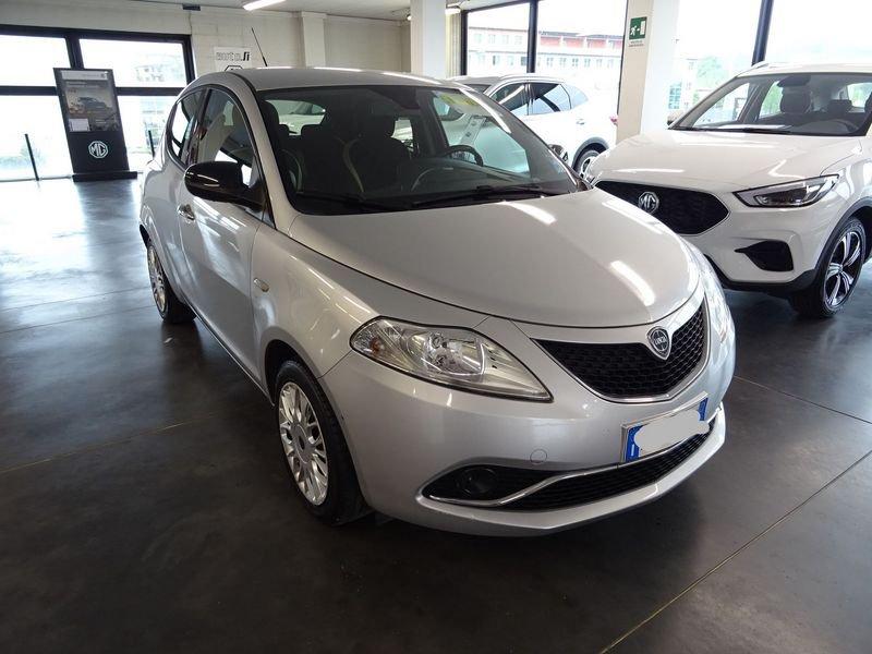 Lancia Ypsilon 1.2 69 CV 5 porte GPL Ecochic Gold