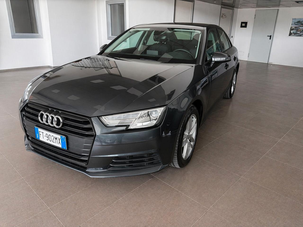 Audi A4 2.0 TDI 150 CV S tronic Business