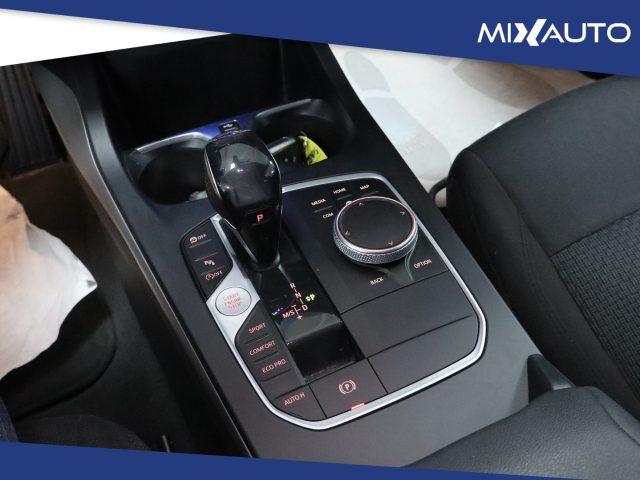 BMW 118 i 5 Porte Business Advantage