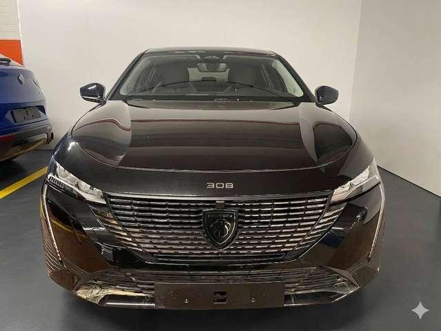 Peugeot 308 1.2 130cv Allure + Key Less + Navi + Camera