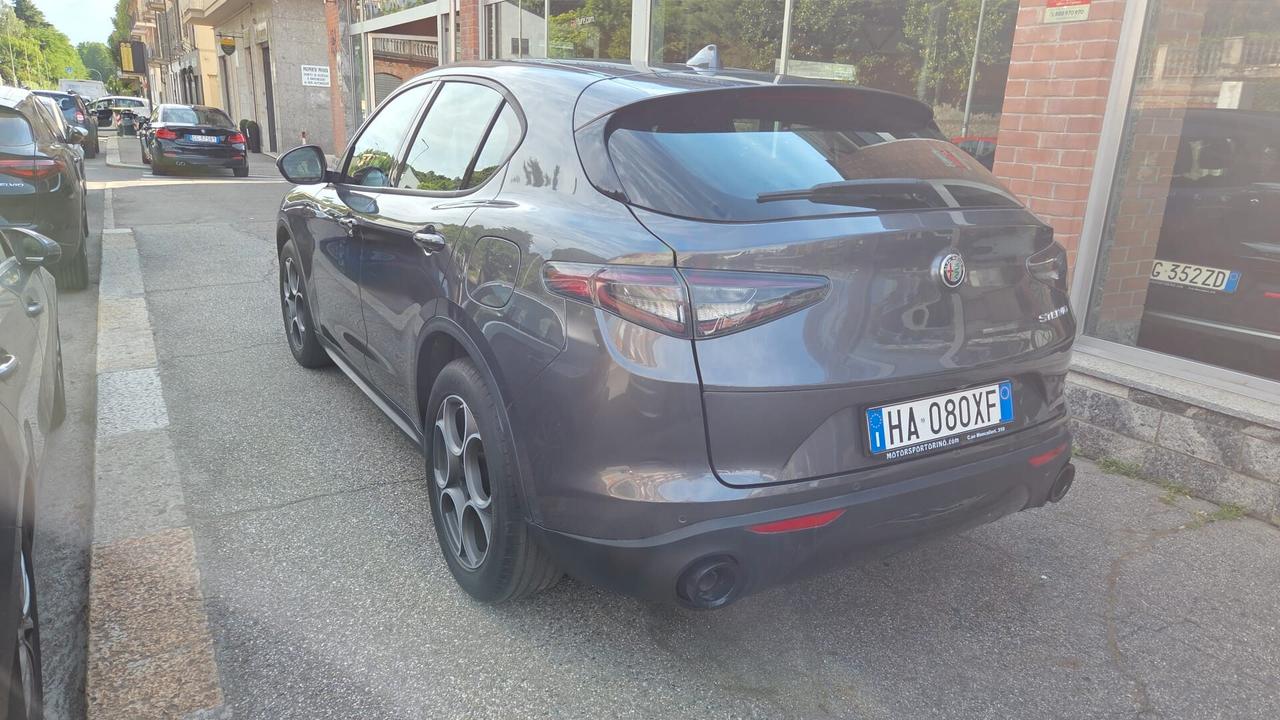 Alfa Romeo Stelvio 2.2 Turbodiesel 160 CV AT8 RWD Sprint