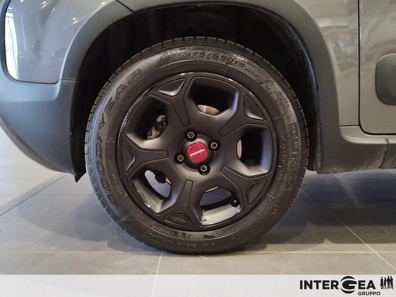 FIAT Panda 1.0 firefly hybrid City Cross s&s 70cv 5p.ti