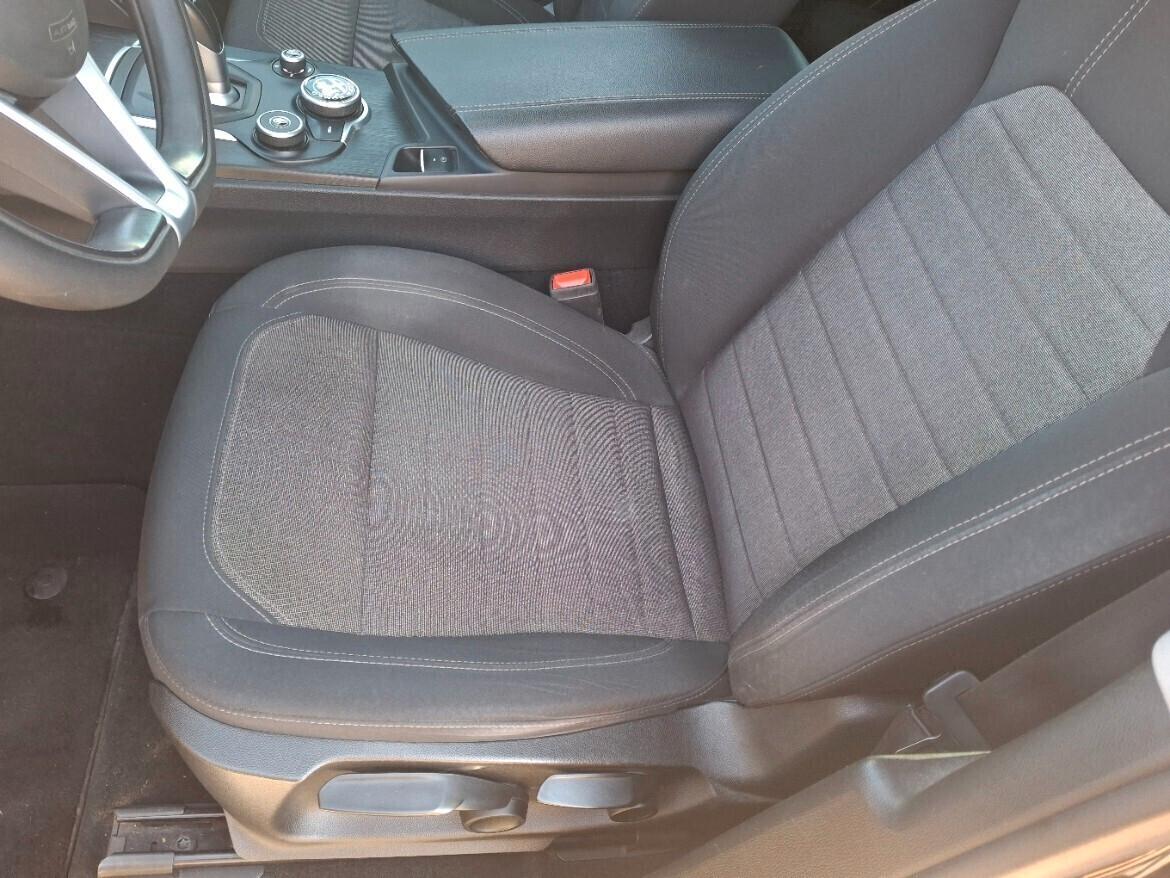 Alfa Romeo Stelvio 2.2 Turbodiesel 190 CV AT8 Q4 B-Tech