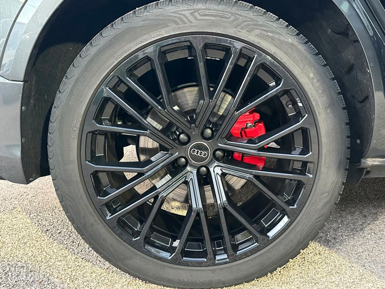 AUDI Q8 S-LINE QUATTRO 50TDI 286CV - IVA - 4X4 - PANO - LASER - C22" - BANG OLUFSEN