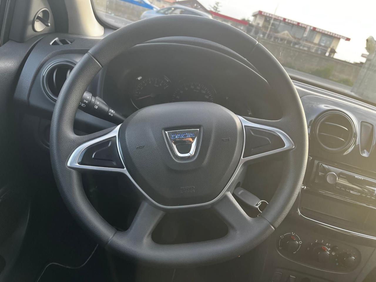 Dacia 1.0 SCe 12V 75CV Essential + GPL*