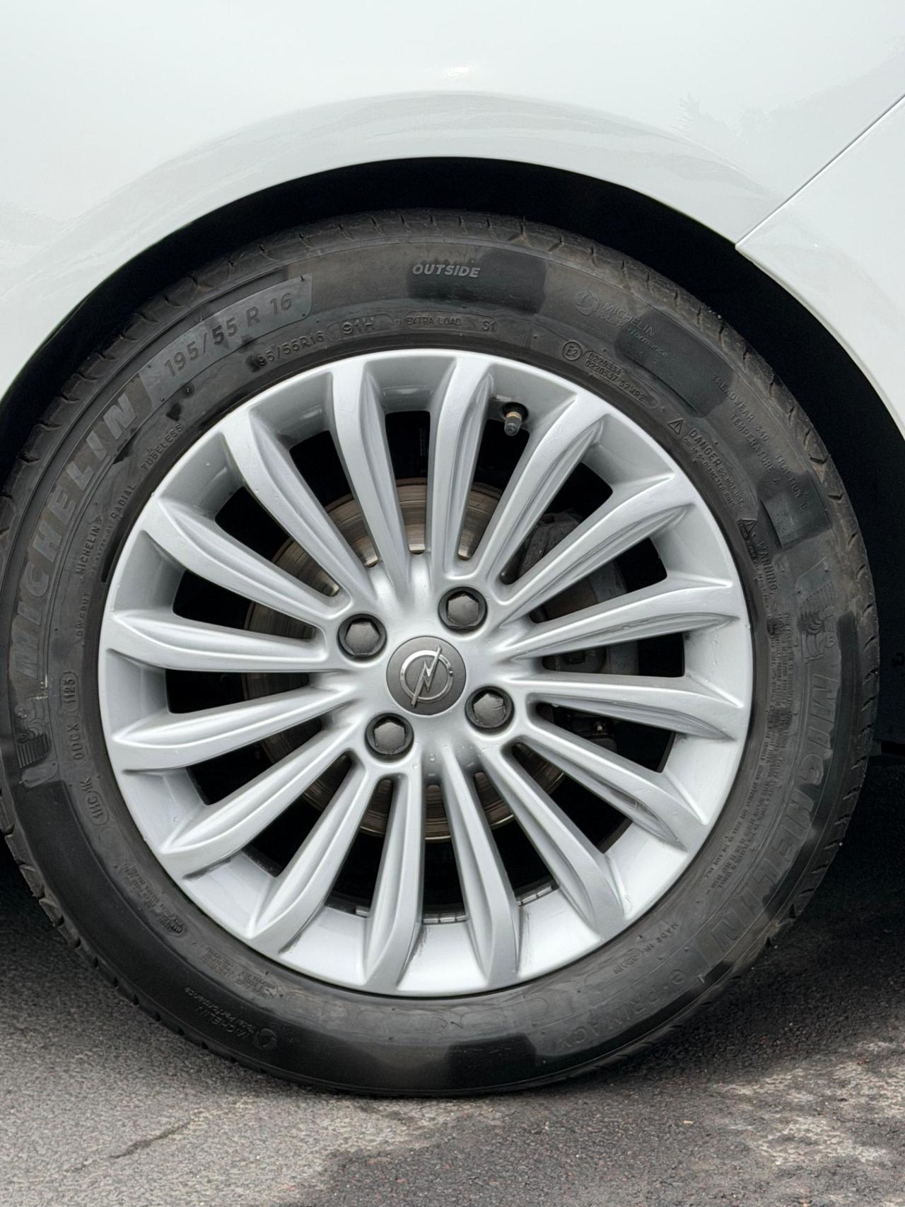 Opel Adam 1.4 BENZINA/GPL 87CV JAM