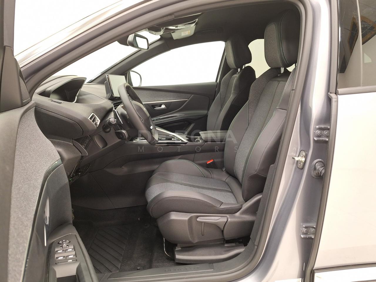 Peugeot 3008 1.6 hybrid4 phev allure pack 300cv e-eat8