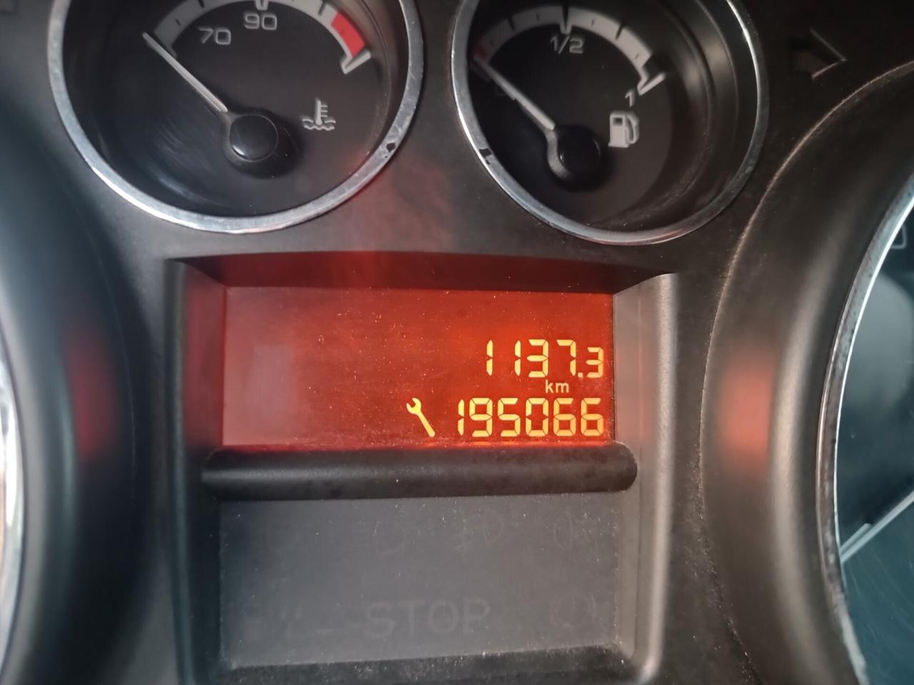 Peugeot 308 1.6 diesel garanzia