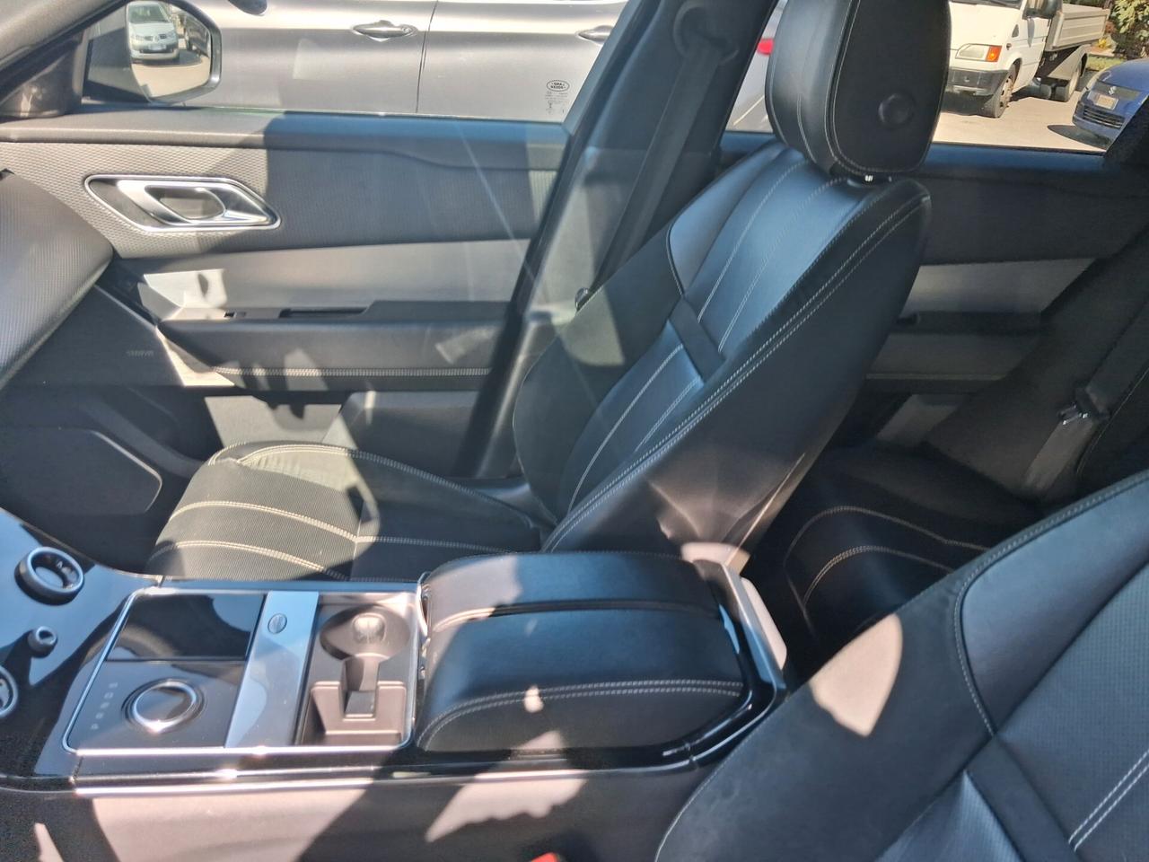 Land Rover Range Velar 2.0D I4 240 CV R-Dynamic