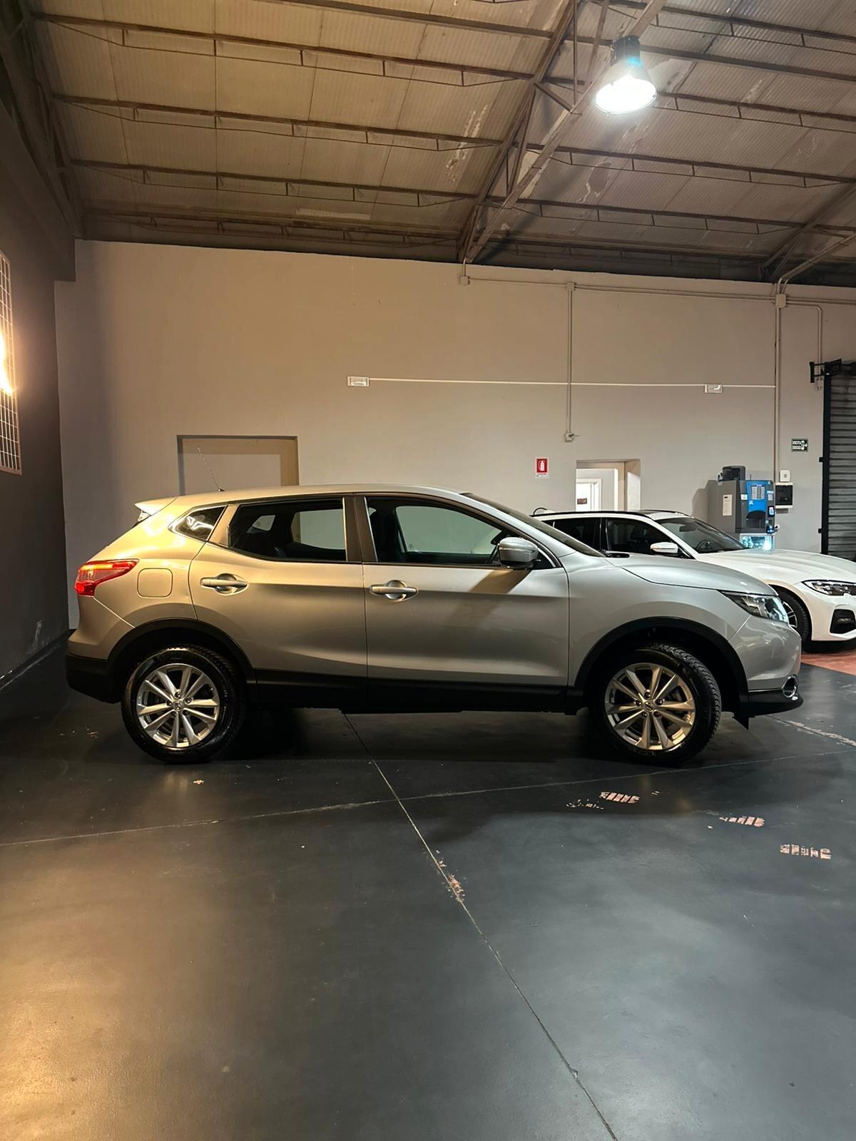 Nissan Qashqai 1.5 dCi DPF Tekna