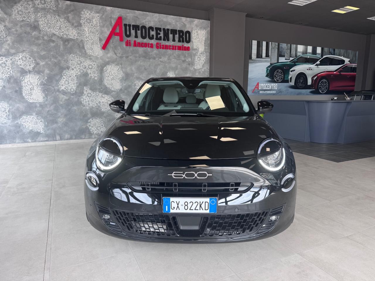 FIAT 600 HYBRID AUTOMATICA LA PRIMA MY2025