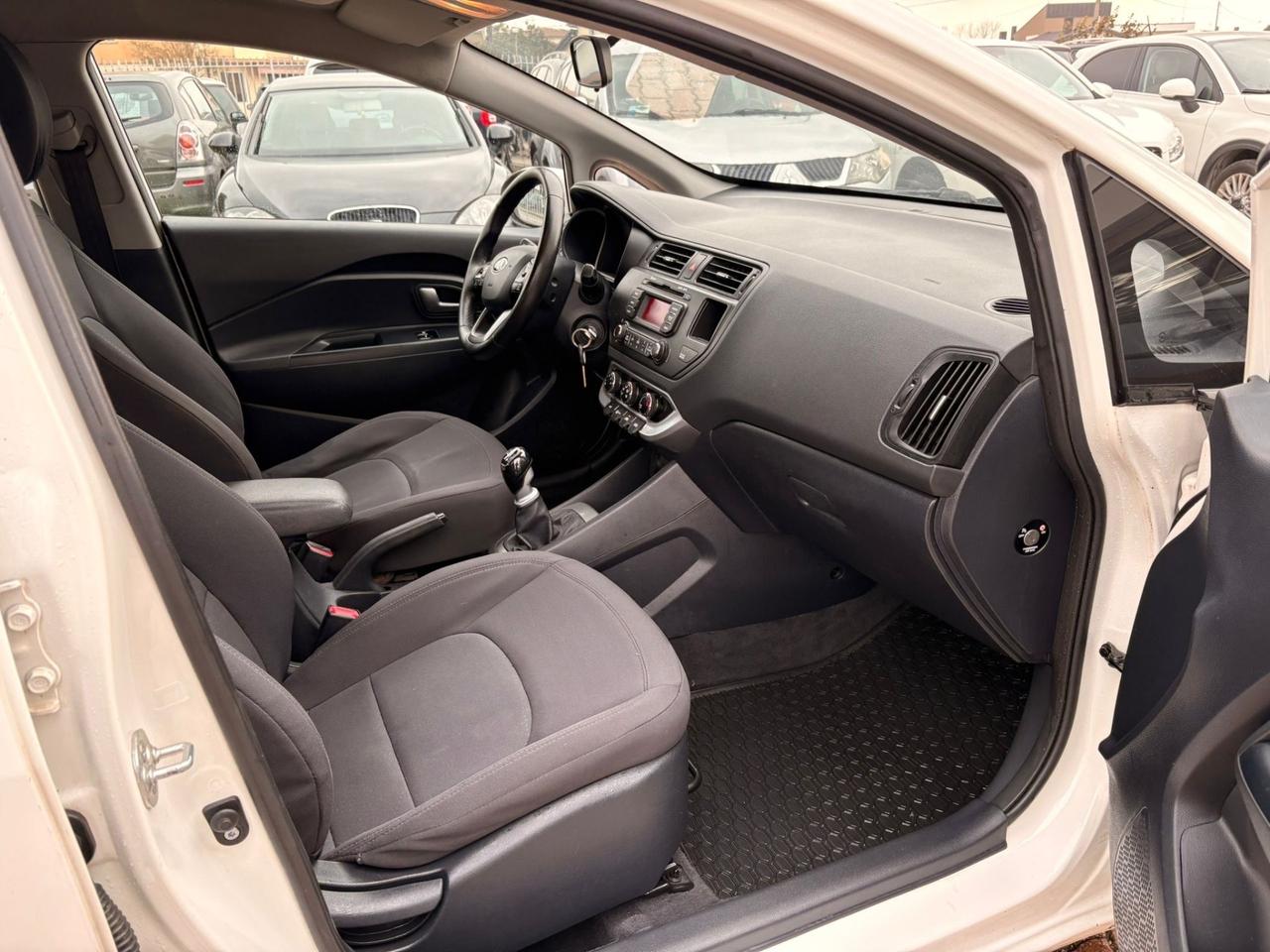 Kia Rio 1.1 CRDi 5p. Cool