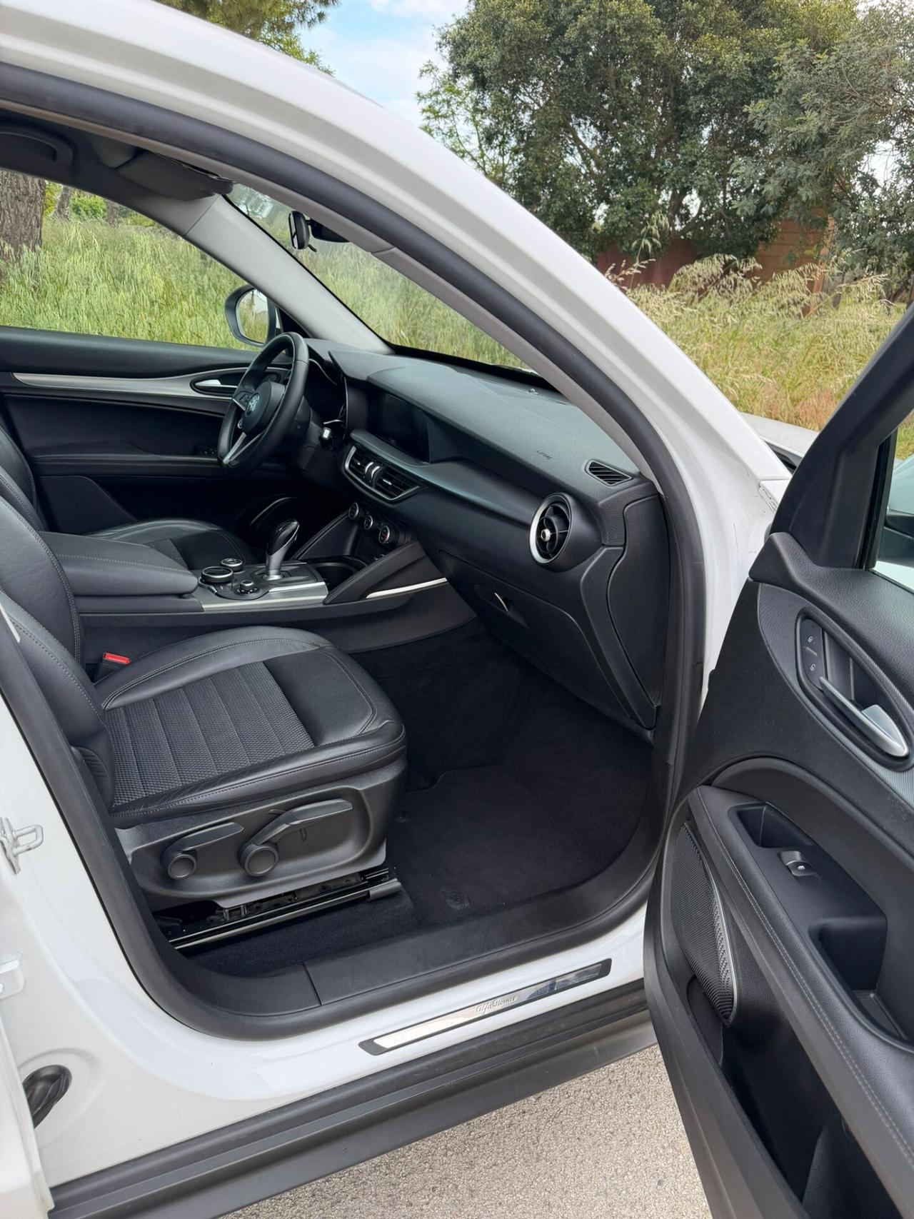 Alfa Romeo Stelvio 2.2 Turbodiesel 180 CV AT8 RWD Executive