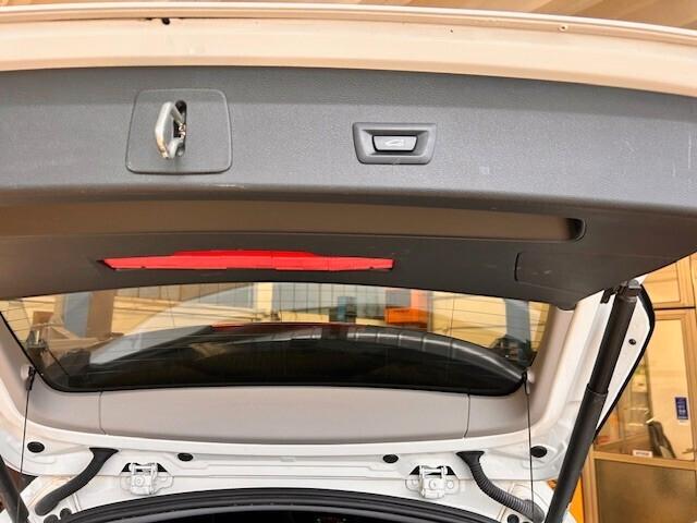 Bmw X1 sDrive18d xLine