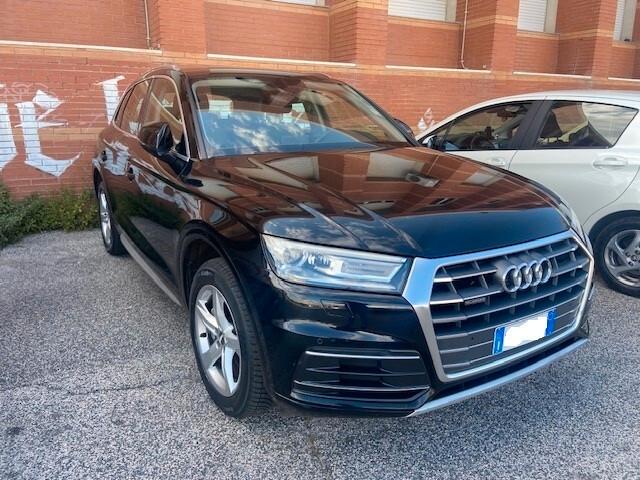 Audi Q5 2.0 TDI quattro S tronic Business Sport