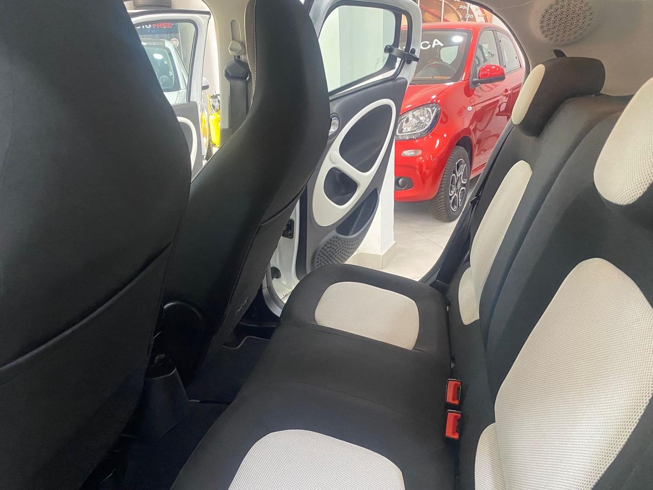 Smart ForFour 70 1.0 Passion