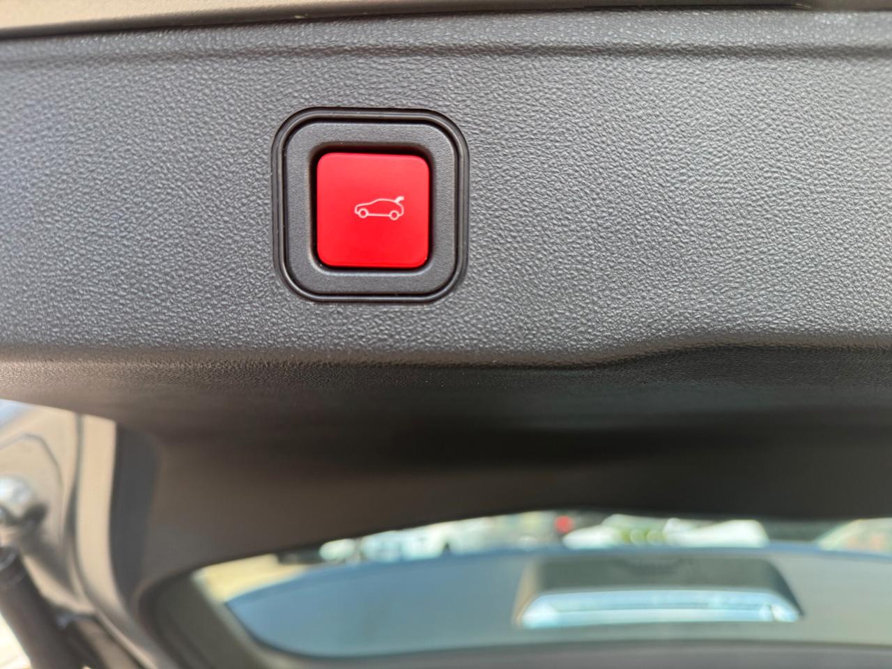 Jeep Avenger 1.2 Turbo 100 CV Summit