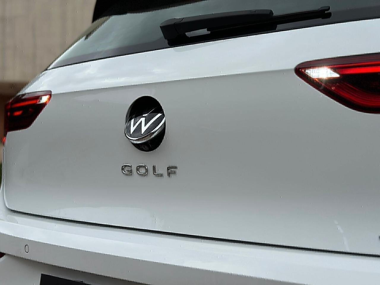 Volkswagen Golf 1.0 eTSI EVO DSG Life -USATO GARANTITO-