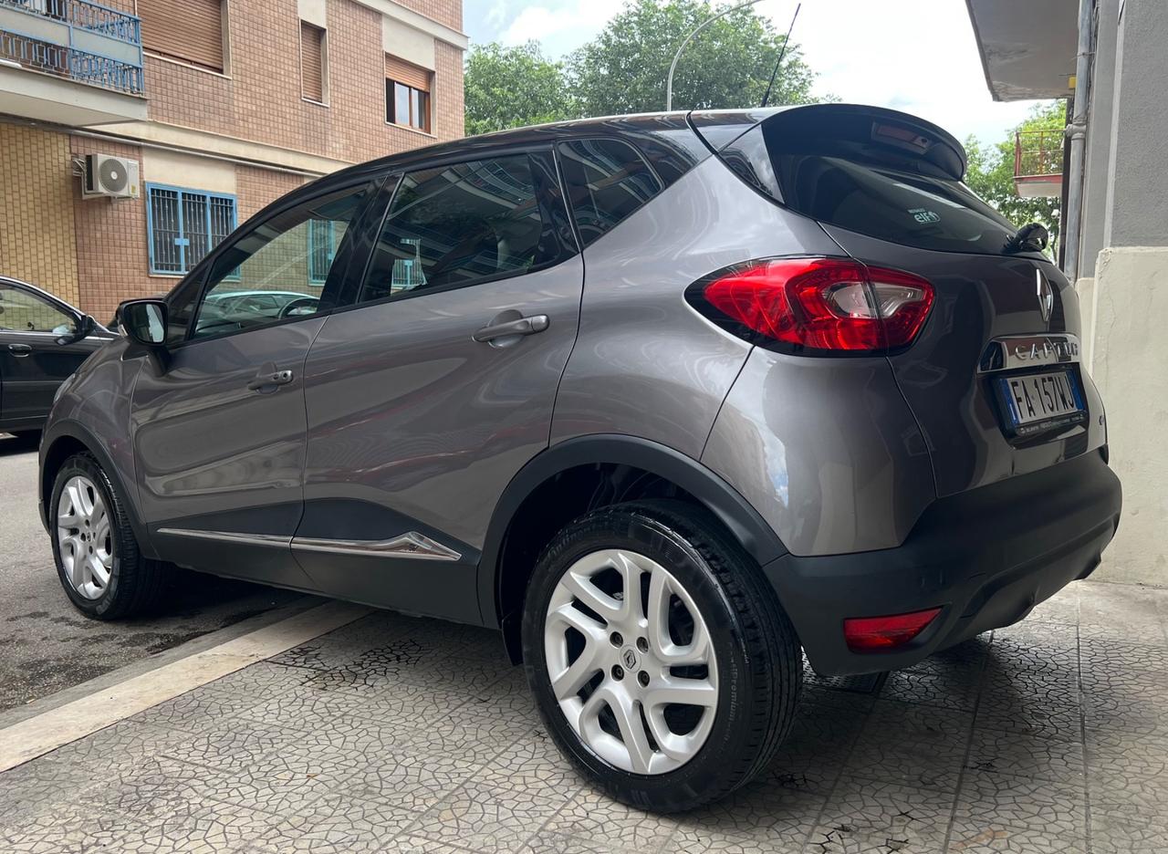 RENAULT CAPTUR 1.5 DCI NAVI CAMERA BI COLOR