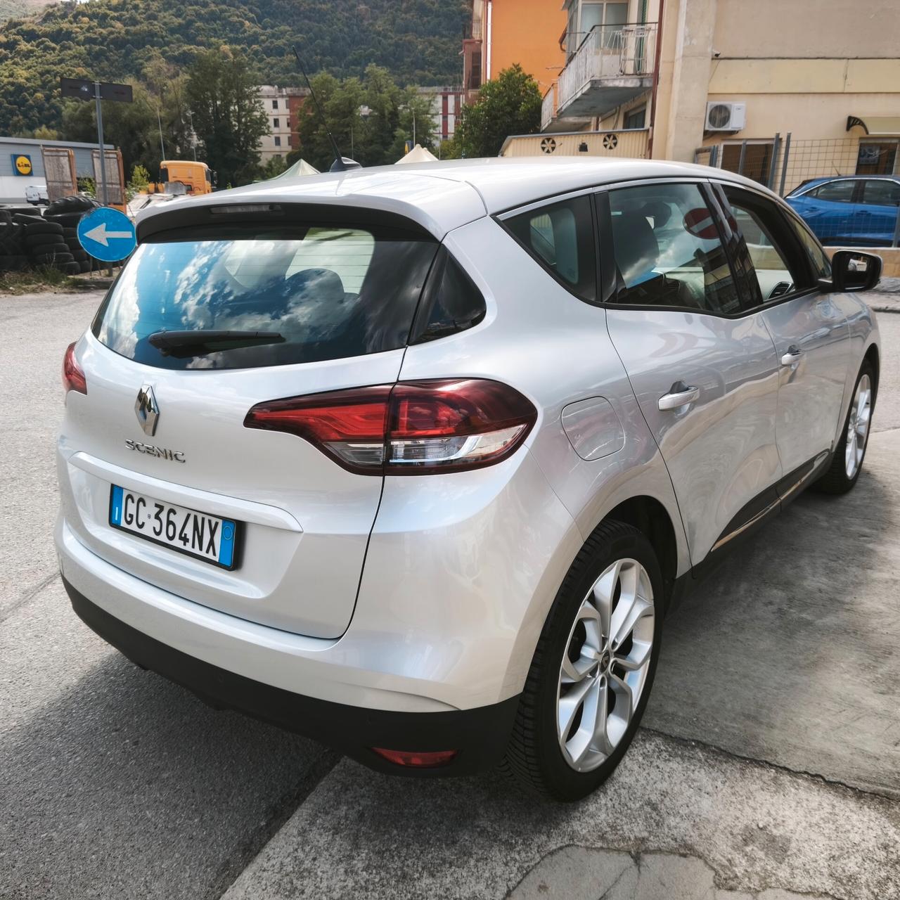 Renault Scenic Scénic Blue dCi 120 CV EDC Sport Edition2