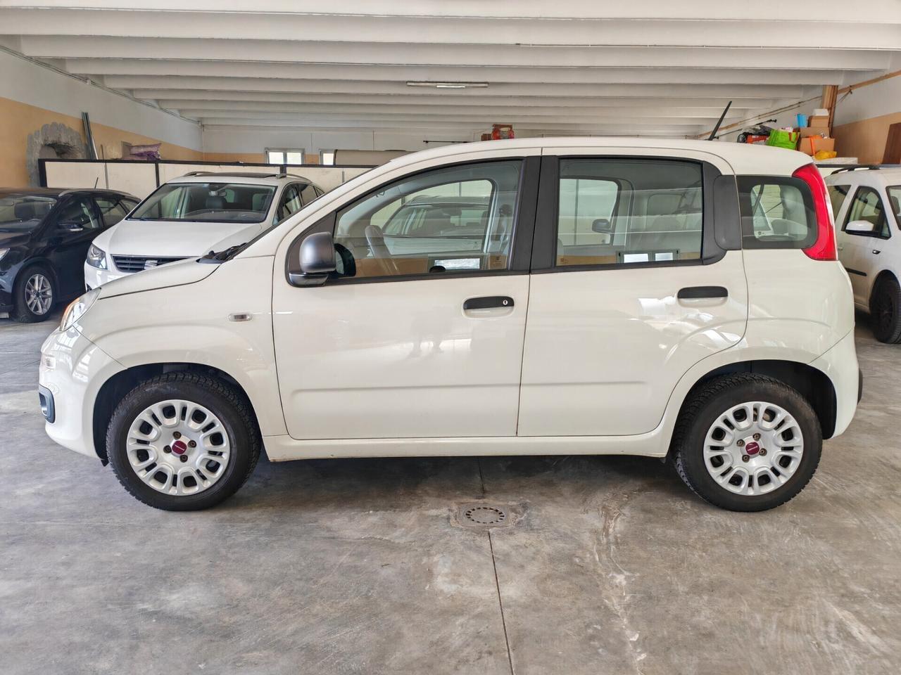 Fiat Panda 1.0 hybrid AUTOCARRO N1 4 POSTI van uniprop