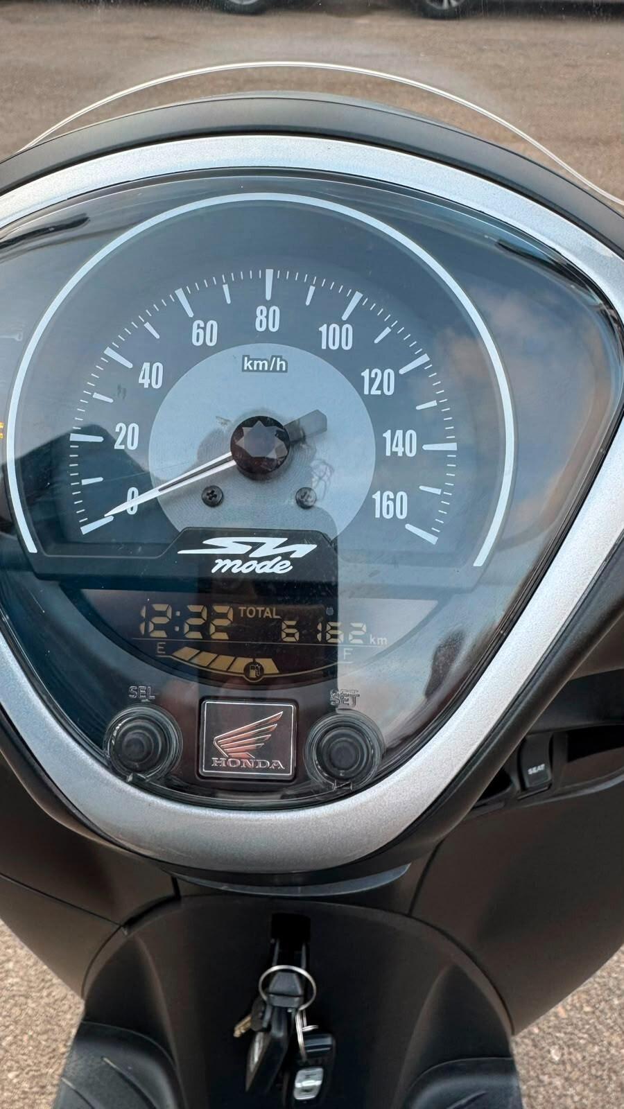 Honda SH 125 mode 2025 6.000km