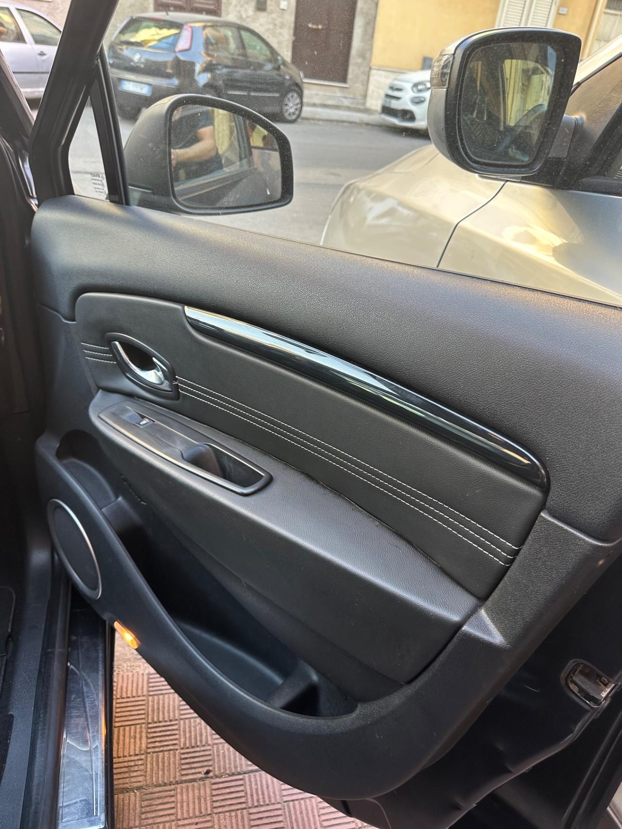 Renault Scenic Scénic 1.5 dCi 110CV EDC Dynamique