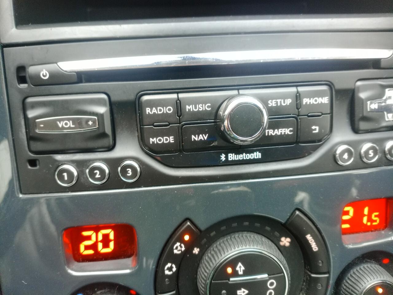 Peugeot 3008 BlueHDi 120 EAT6 S&S Business