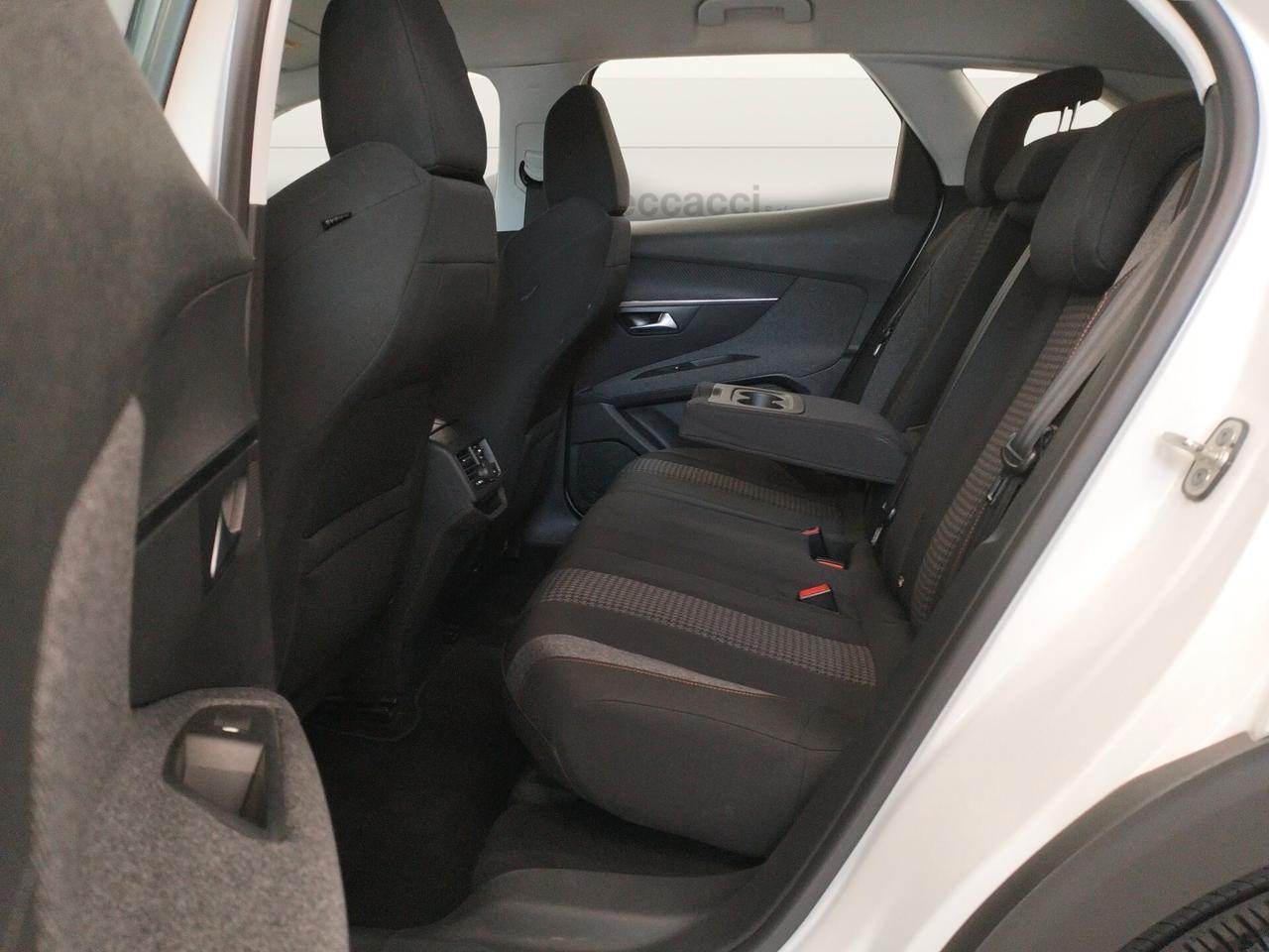 Peugeot 3008 BlueHDi 120 S&S Business
