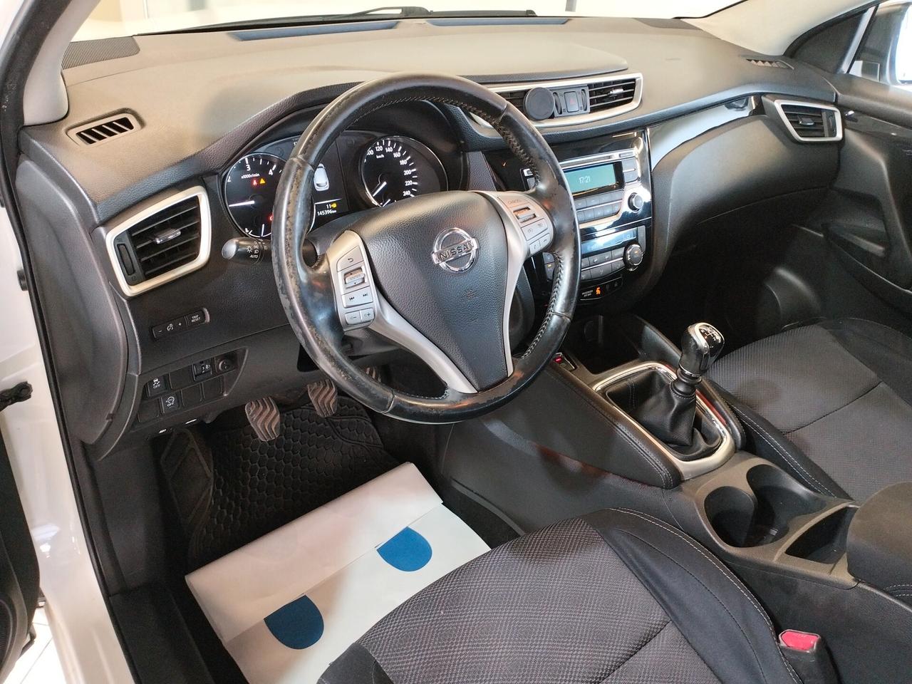 Nissan Qashqai 1.5 dci Visia 110cv