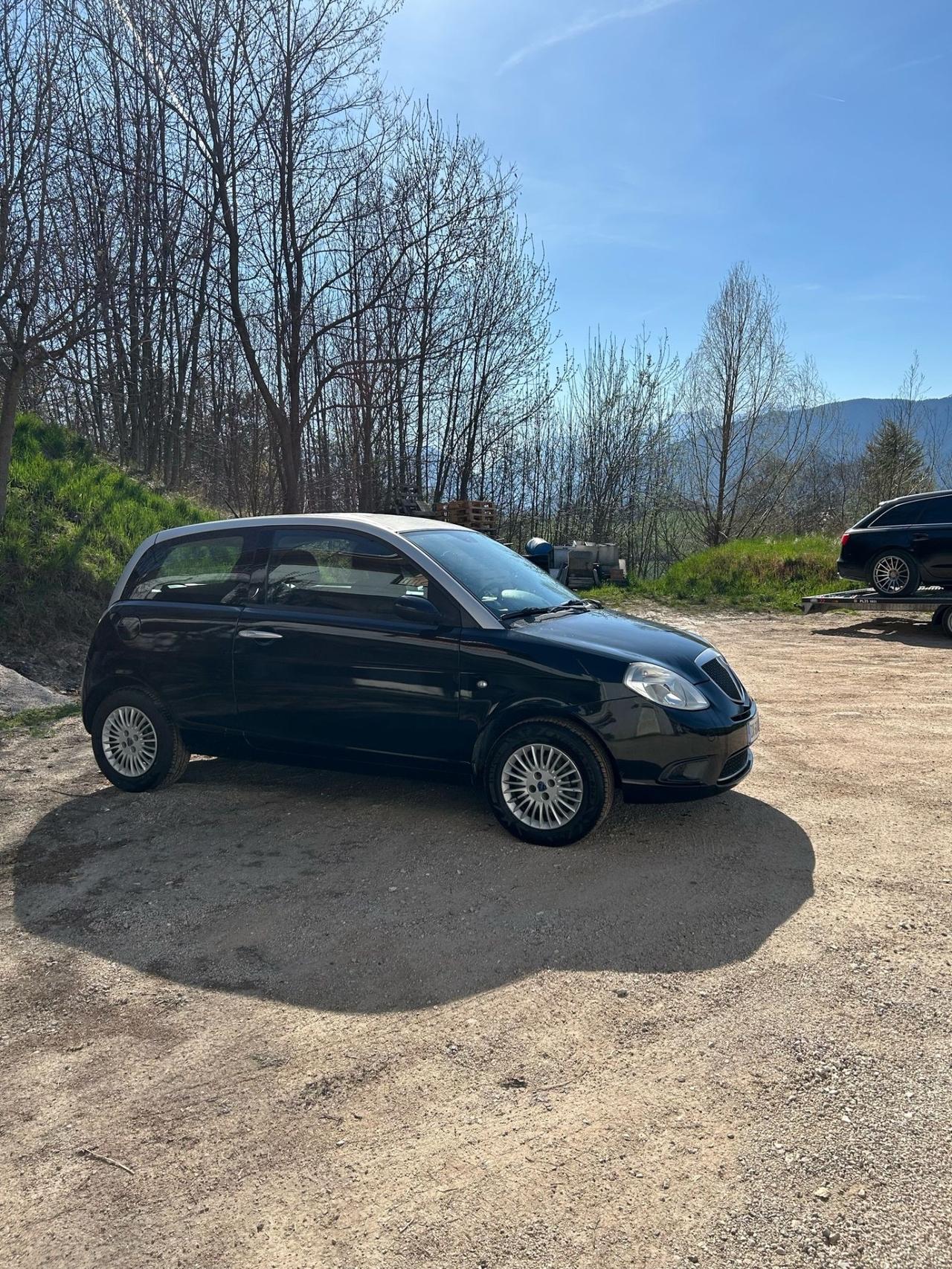 Lancia Ypsilon 1.2 Argento
