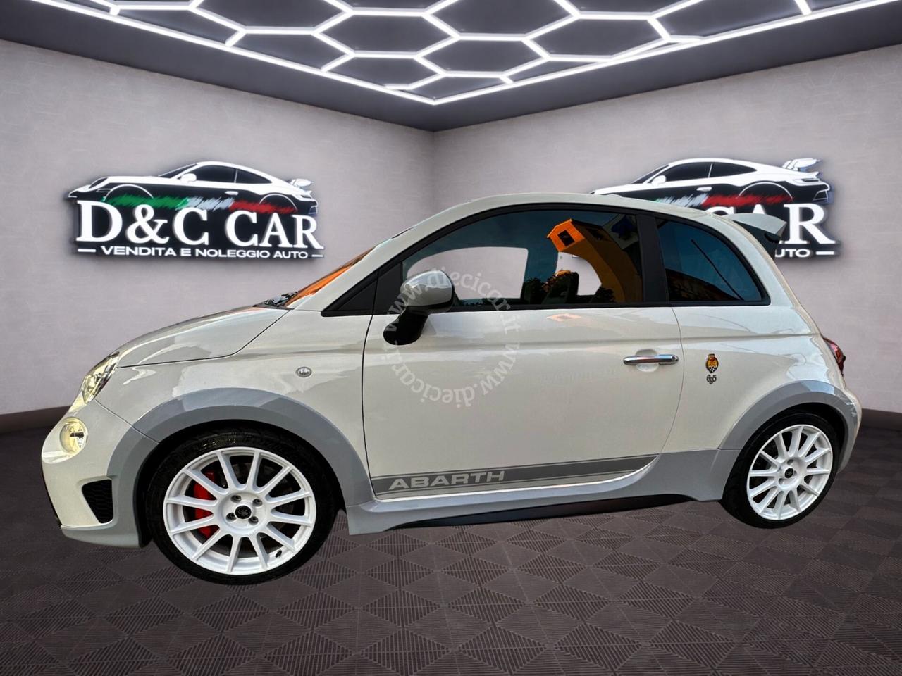 Abarth 695 1.4 Turbo T-Jet 180 CV 70° XENO NAVI SABELT UNIPRO