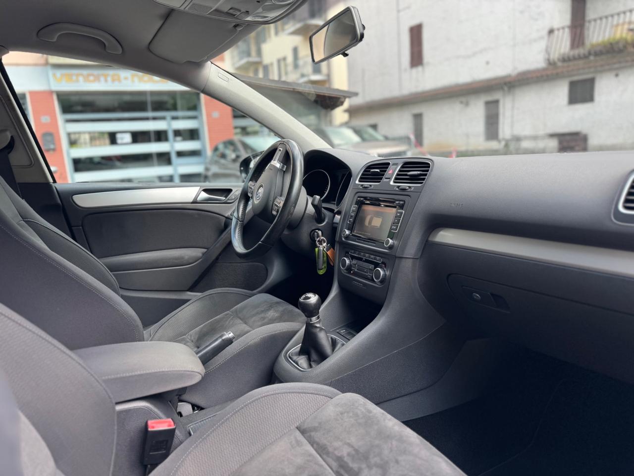 Volkswagen Golf 1.6 TDI DPF 5p. Highline