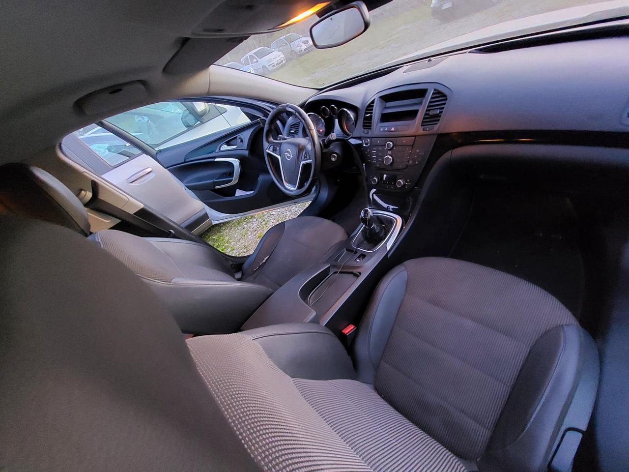 Opel Insignia 1.4 Turbo Sports Tourer GPL Tech Cosmo