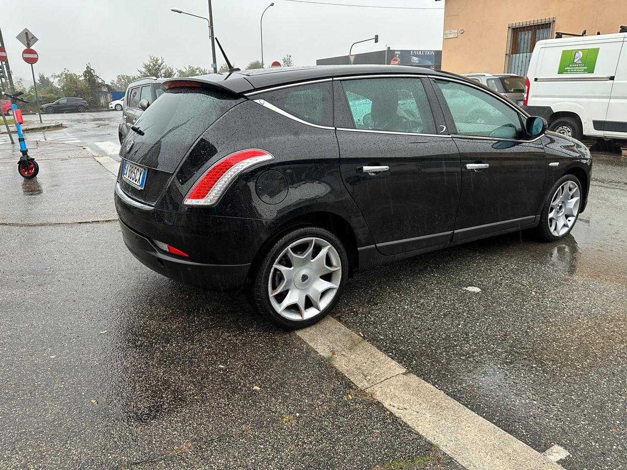 Lancia Delta 1.8 Di Turbo-Jet Sportronic Oro