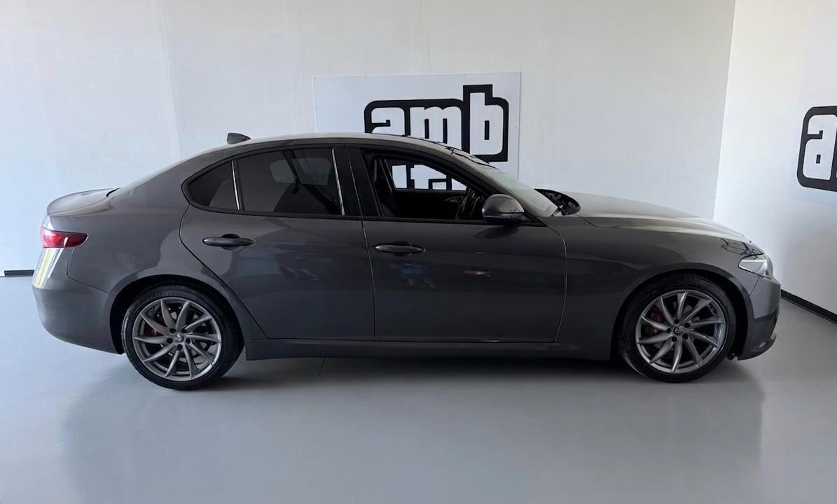 Alfa Romeo Giulia 2.0 Turbo 200 CV AT8 Sprint