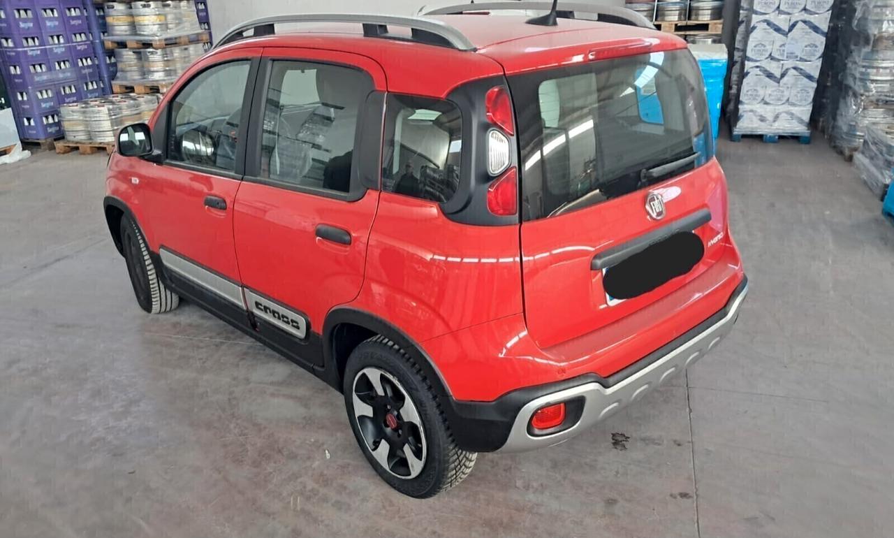 Fiat Panda 1.0 FireFly S&S Hybrid City Cross