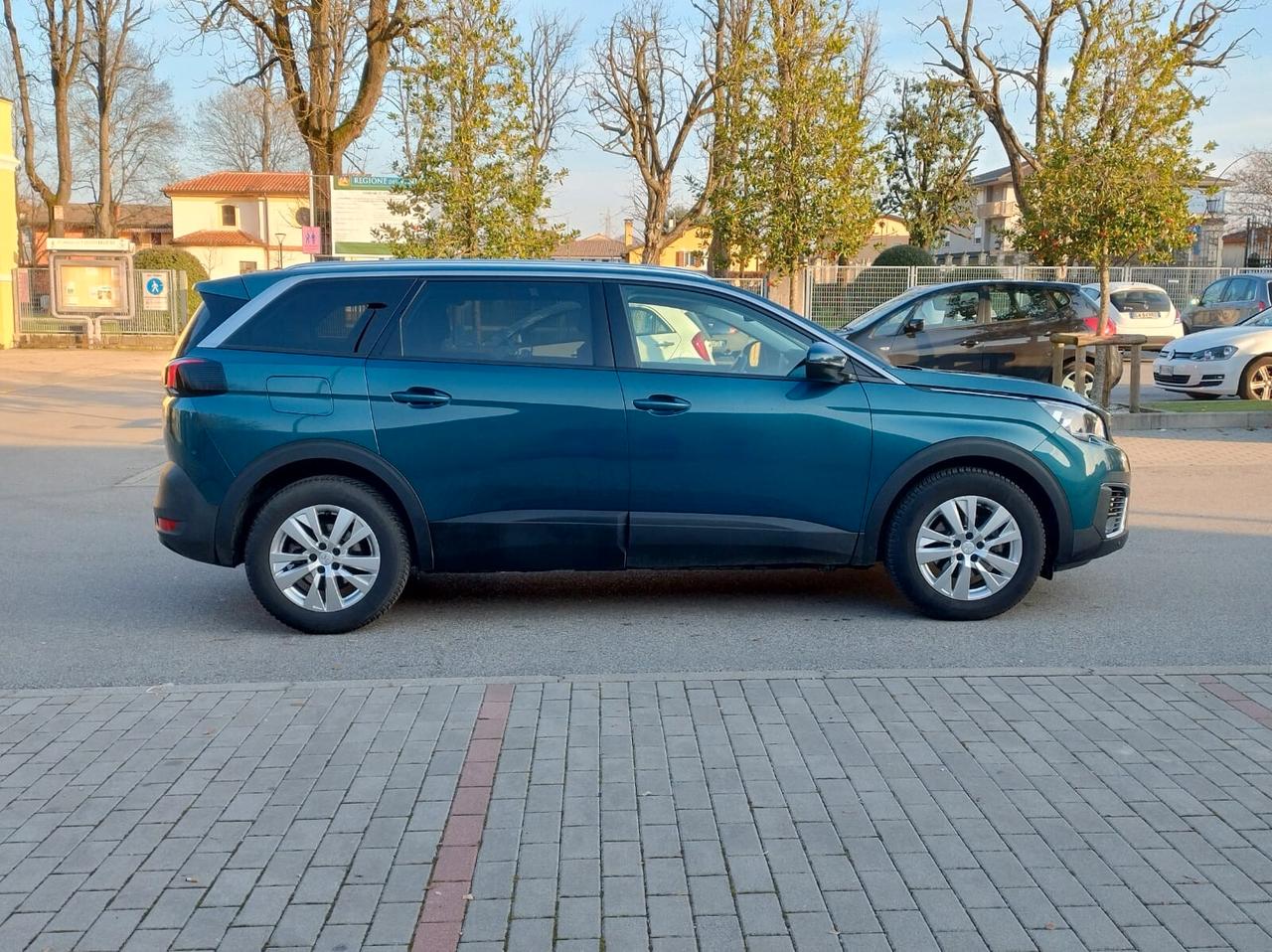 Peugeot 5008 BlueHDi 130 S&S EAT8 7POSTI