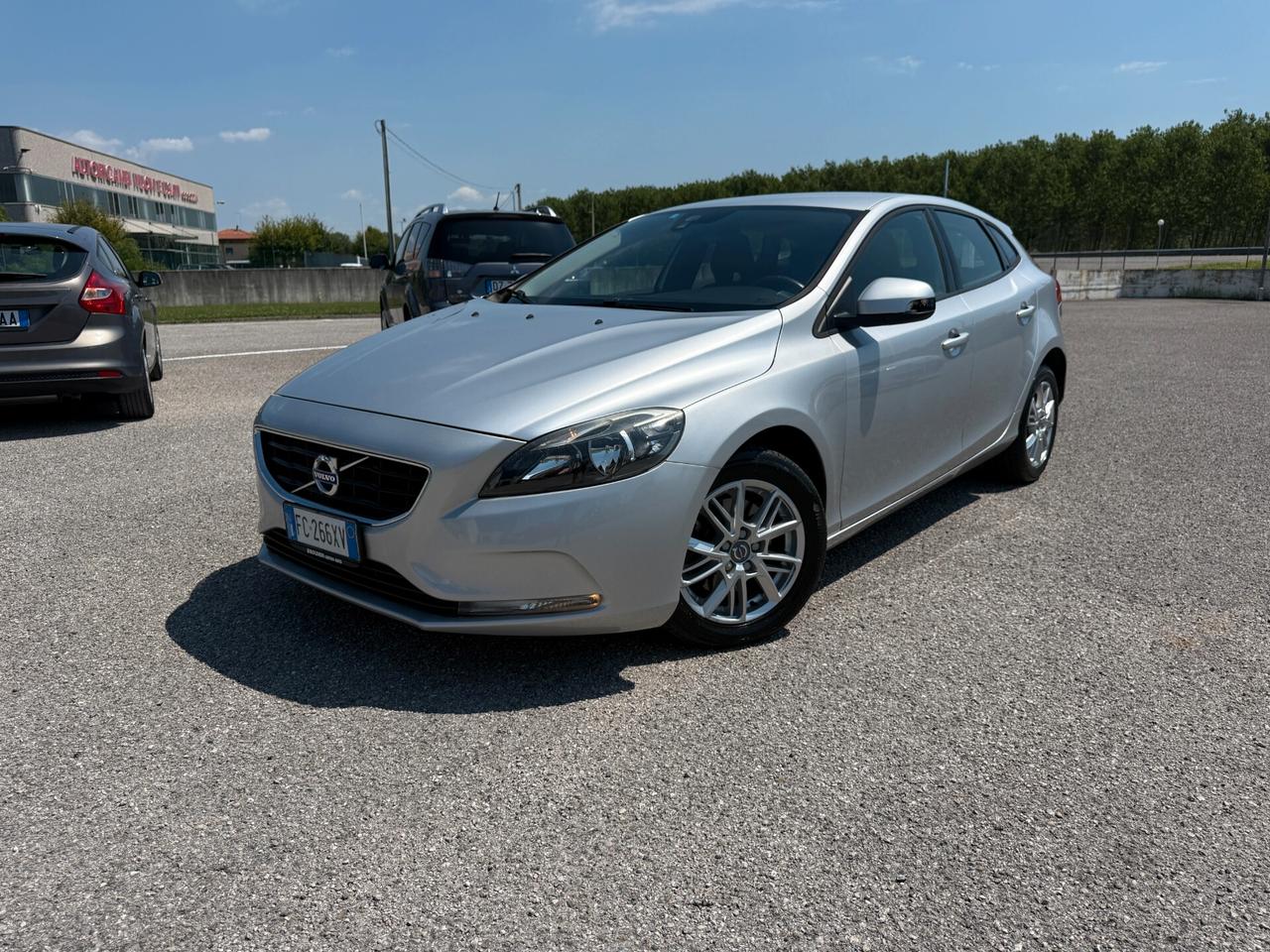 Volvo V40 D2