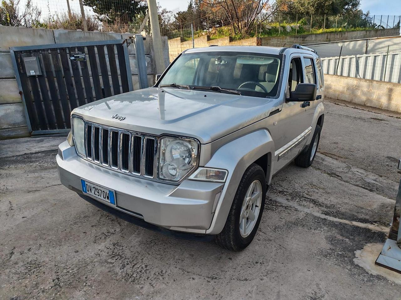 Jeep Cherokee 2.8 CRD DPF Sport