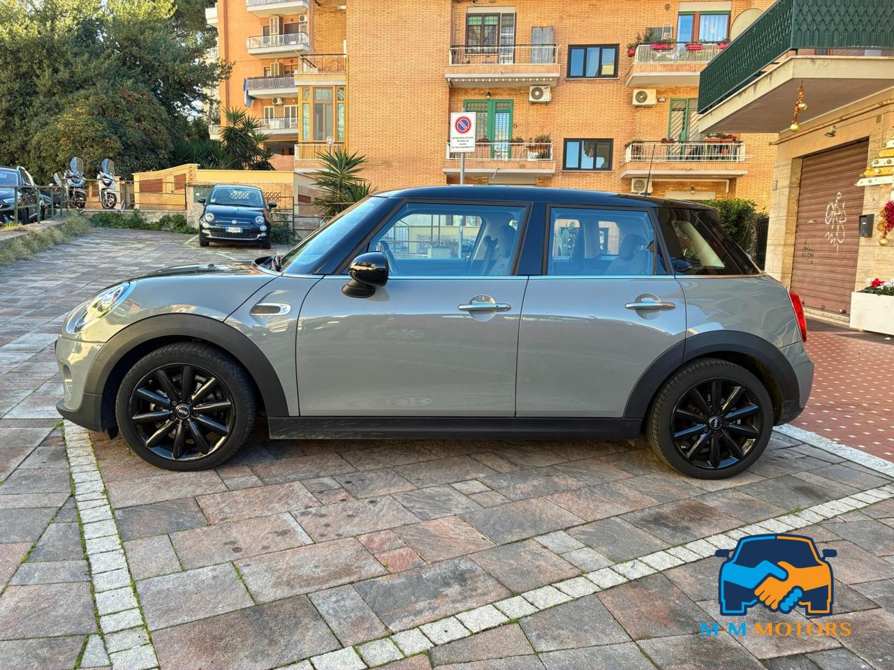 Mini Cooper 5p auto Hype 136 cv