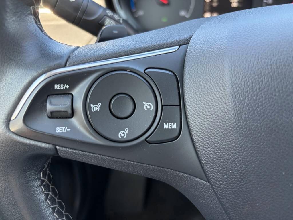 Opel Grandland X 1.6 Hybrid Plug-in aut. FWD Elegance