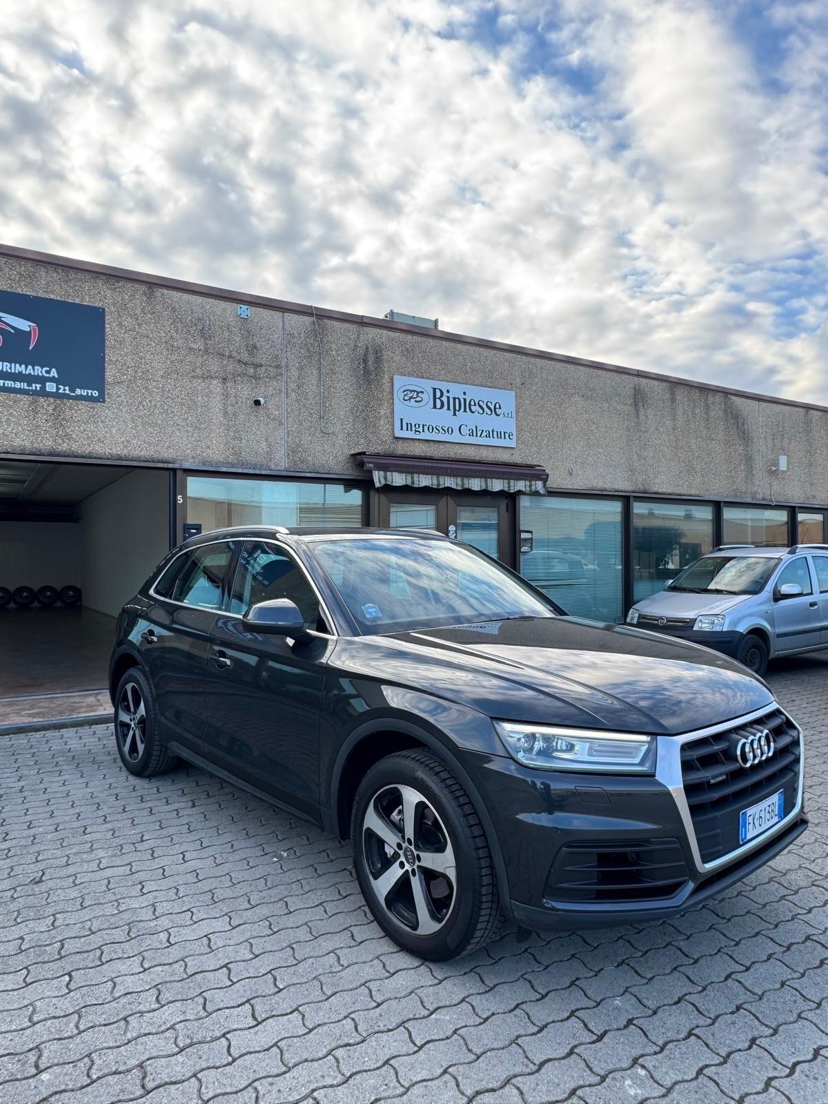 Audi Q5 2.0 TDI quattro S tronic Business