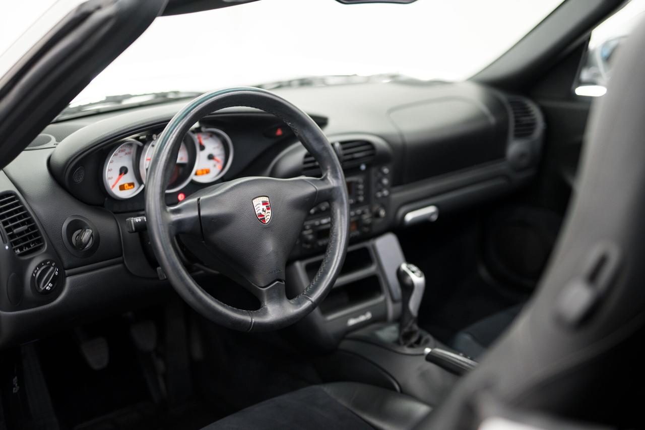 Porsche Boxster 3.2i 24V cat S