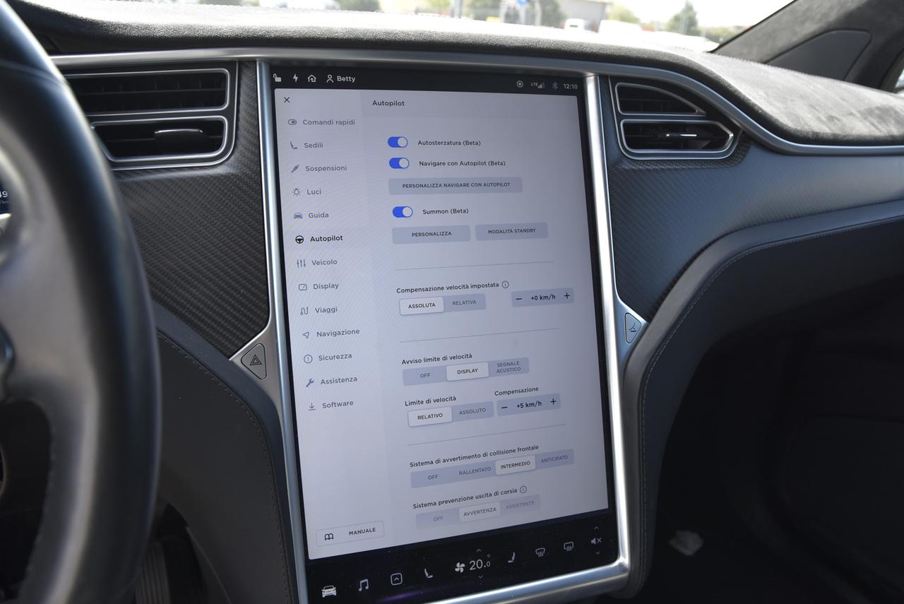 TESLA MODEL X 100KWH DUAL MOTOR