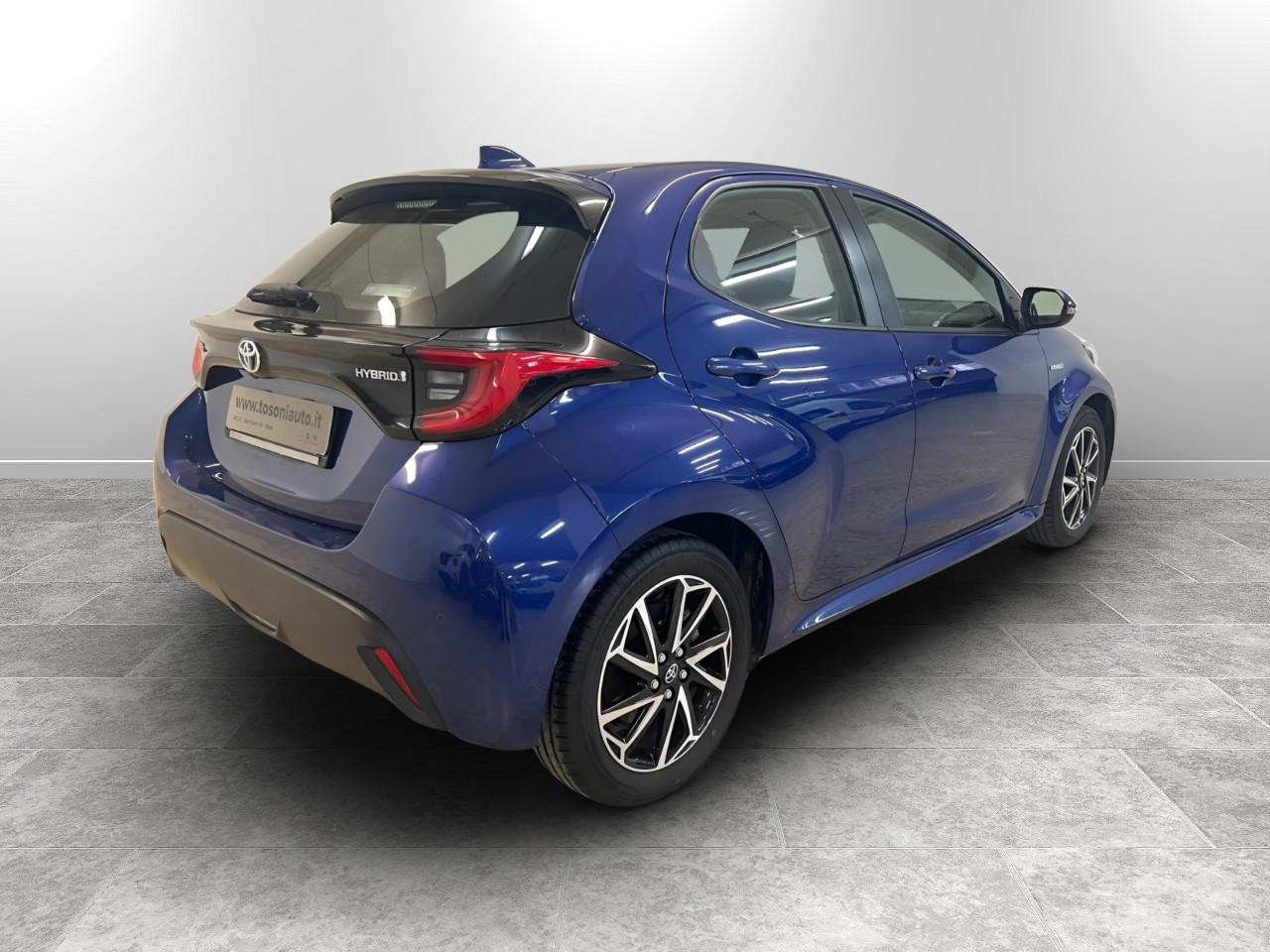 TOYOTA Yaris 1.5h Trend