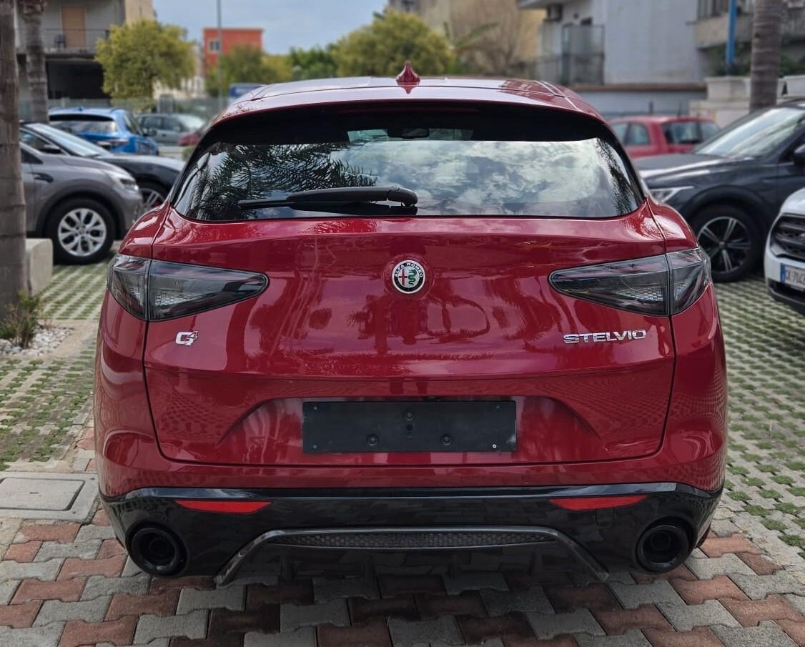 Alfa Romeo Stelvio 2.2 t Veloce Q4 210cv auto Pelle Uff Italy Nav Led